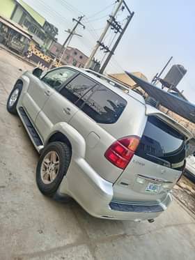 A picture of URGENT SALE Clean Reg 06 Lexus GX470 full option Navigation