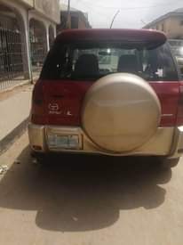 A picture of Toyota RAV4 2005 model