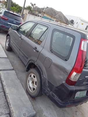A picture of Clean Used 2005 Honda CRV Jeep
