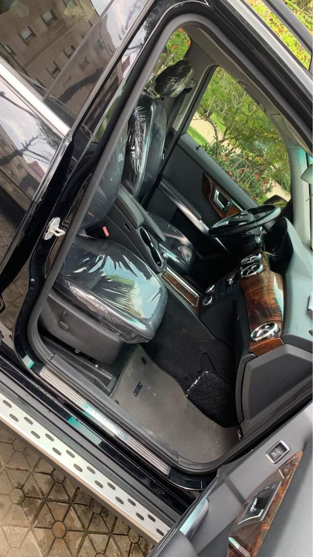 A picture of 2013 Mercedes Benz GLK 350