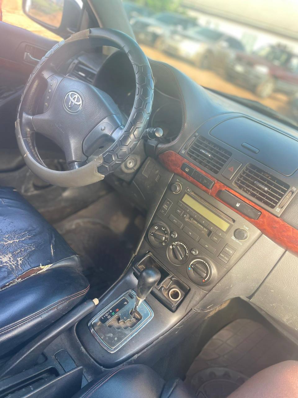 A picture of Toyota avensis 2006