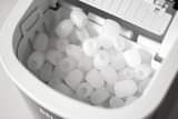 A picture of ICE MAKER Hizi zinatengeneza VIBARAFU fasta Zimekuja za mtumba from