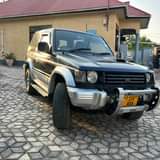 used mitsubishi pajero