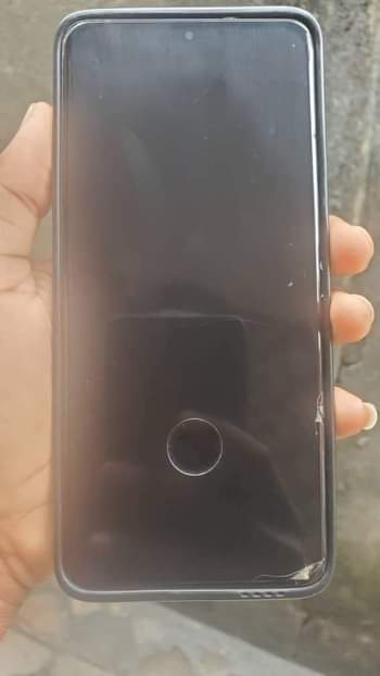 A picture of SAMSUNG S20 5G