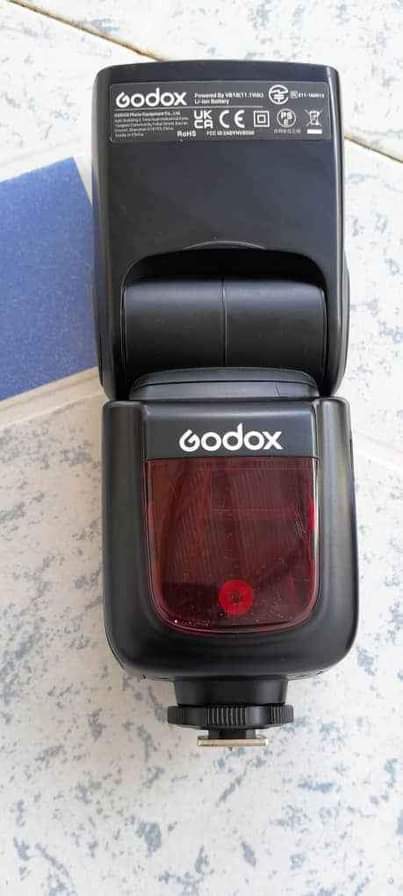 A picture of Godox speedlight