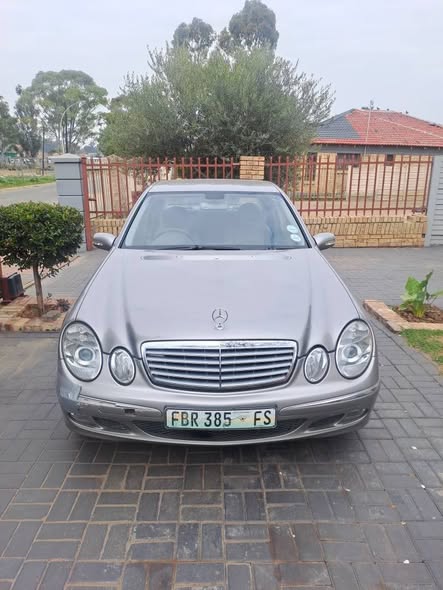 mercedes benz e200