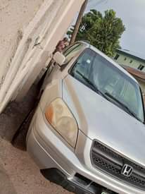 A picture of FREE 2005 HONDA PILOT FIRST BODY 070888153375