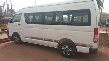 A picture of Toyota hiace available for sale in enugu 8m