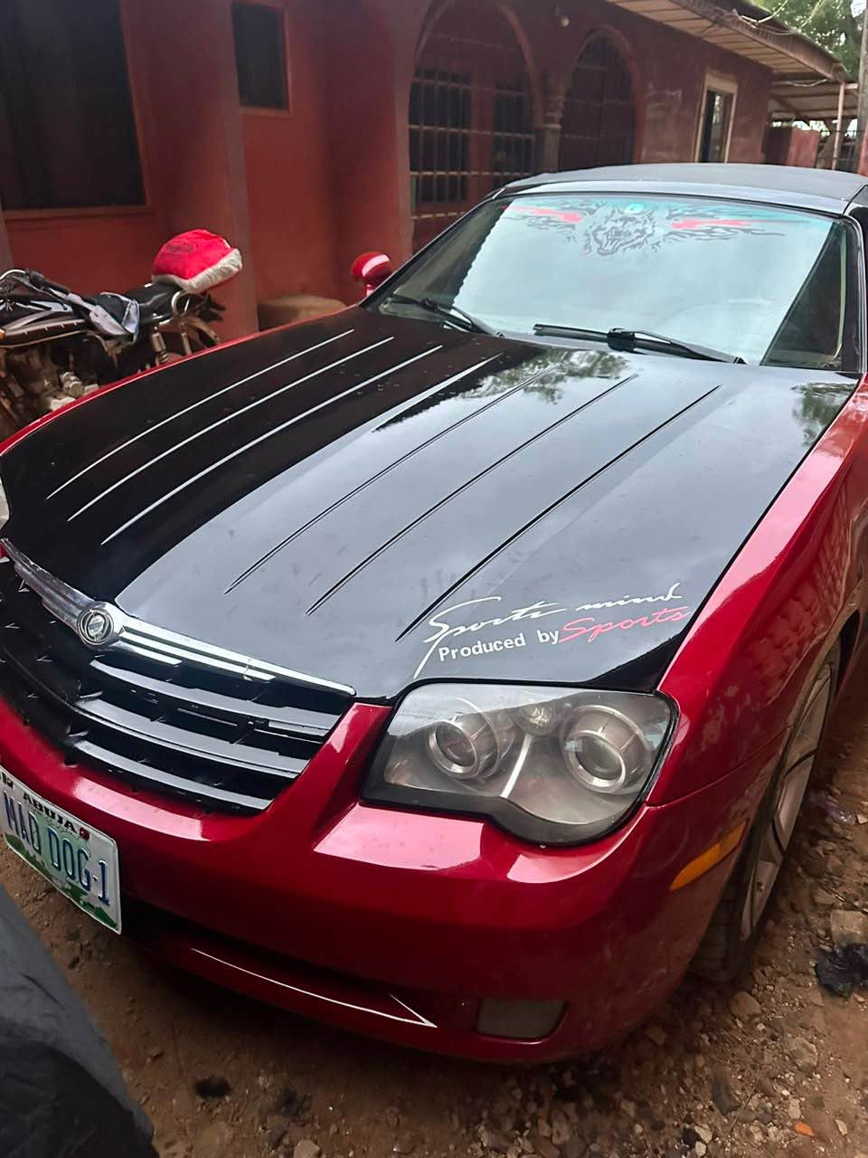A picture of CROSSFIPE 2008 model Car is made from Benz