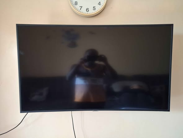 A picture of Samsung 4K TV 49inches