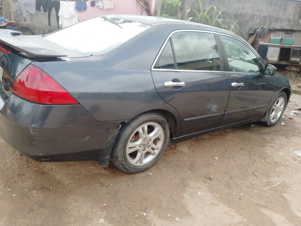 A picture of Honda Accord Discussion continues 2007 registered 09066107030 