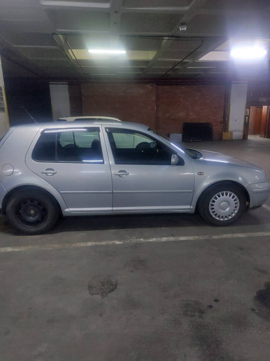 cars under 2000