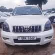 A picture of TOYOTA LANDCRUISER TX 2007 95M
