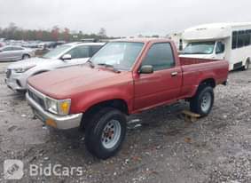 A picture of Tokunbo vehicle Toyota hilux pickup The vehicle price is 850