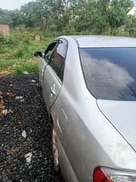 A picture of Dealers in the house Neatly used 2004 Toyota Camry big