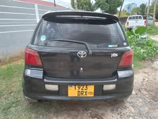 A picture of Vitz RS iyo manyu balaa kabisa Injin 2NZ 1290vvti Gia