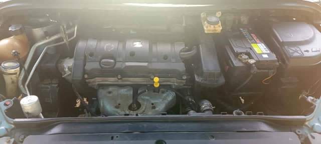 A picture of Peugeot 307 Automatic Engine Ac Android screen Buy and drive