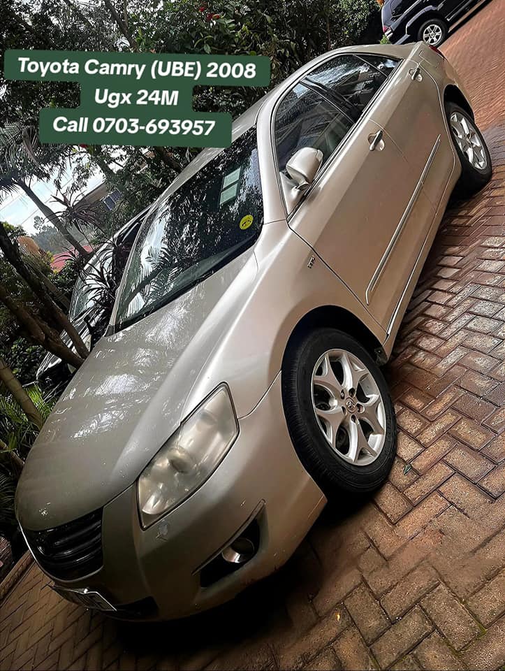 A picture of TOYOTA CAMRY AT UGX24M.