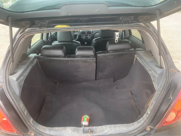 A picture of Nissan almera
