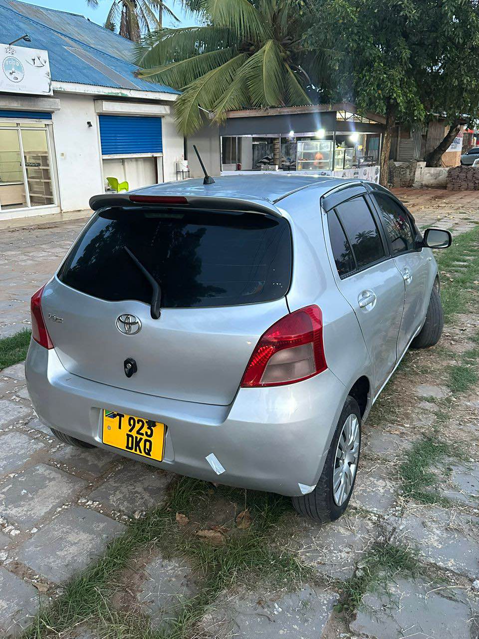 A picture of Toyota vits new model on sale BEI 6 9M0753322015