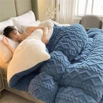 A picture of Tufted Woolen Duvet 