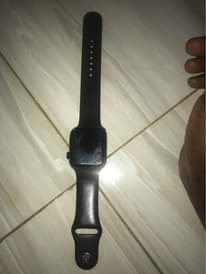 A picture of Ps 4 controller