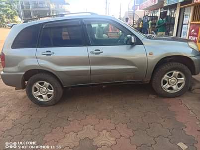 A picture of Toyota Rav 4