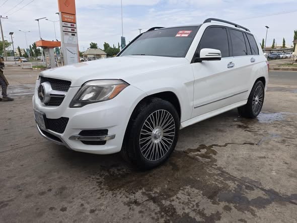 A picture of Mercedes Benz GLK