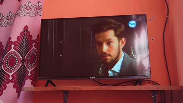 A picture of NAUZA TV NI YANG MPYA KABISA ALIYOP SMART