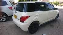 A picture of TOYOTA IST