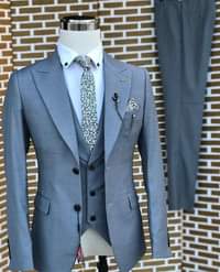 A picture of SUIT NZURI NA ZENYE UBORA