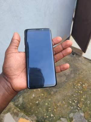 A picture of Samsung S9