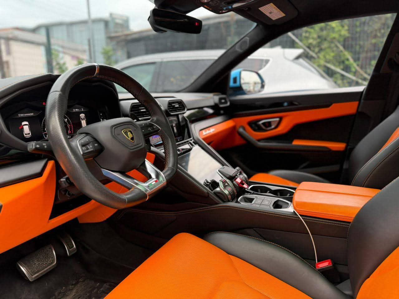 A picture of 2022 Lamborghini urus