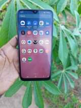 A picture of Samsung Galaxy a30s hii apa gb64 ram4 net4g 0697011773
