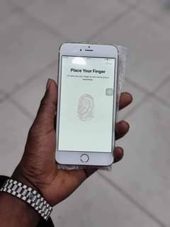 A picture of Iphone 6s Plus Gb128 Bh97 180 000