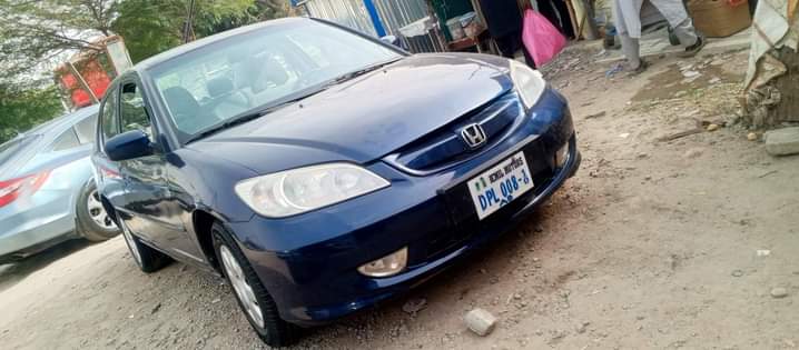 A picture of Honda Civic Price 1 3 AC need gas Location abuja
