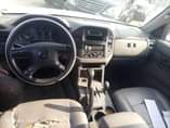 A picture of 2003 model Mitsubishi Montero