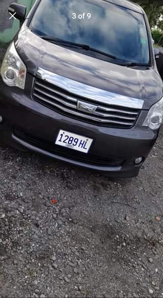 used toyota noah
