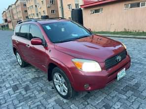 A picture of wow This is super clean Toyota RAV4 2008 model pure