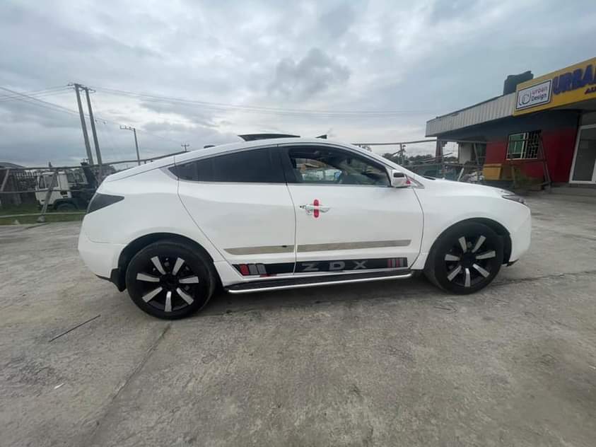 A picture of ZDX Accura