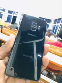 A picture of SAMSUNG S9