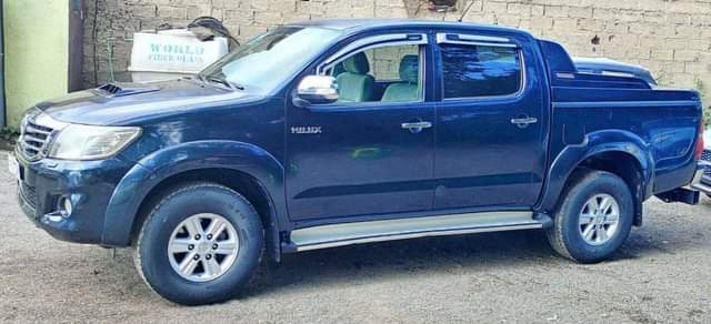 used toyota hilux