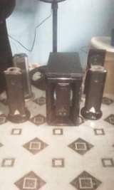 A picture of Nauzaa sabufaa yangu na spika 4 bei 60k 0686941001