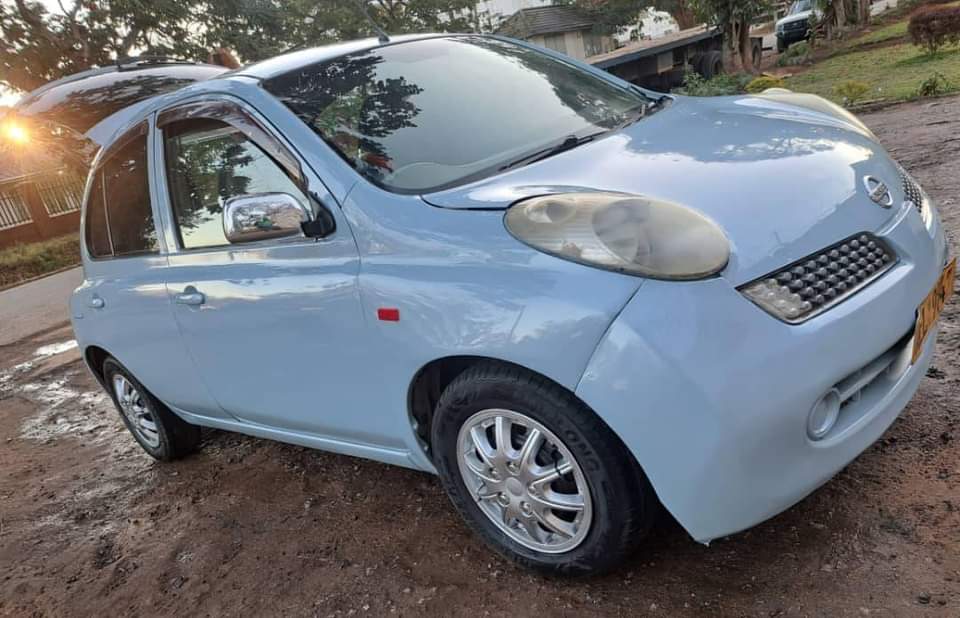 used nissan march