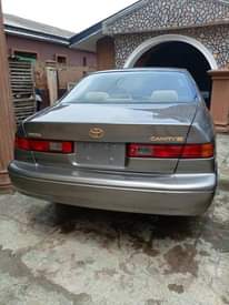 A picture of Toyota Camry 1999 Tiny