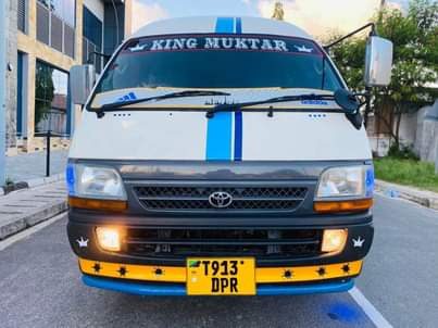 A picture of TOYOTA HIACE