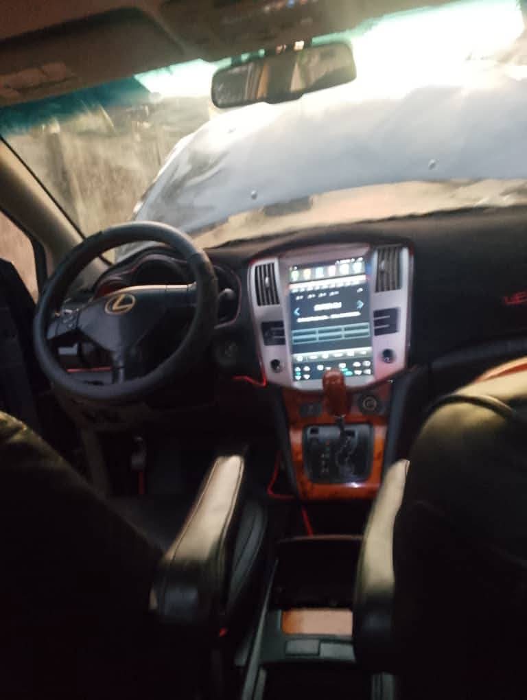 A picture of 2008 Lexus rx350 facelifted to 2018