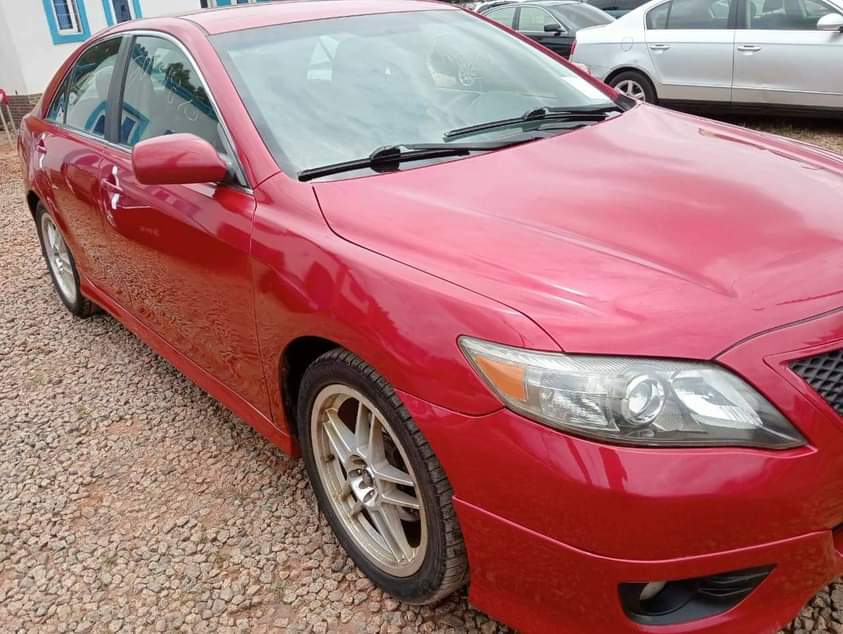 A picture of 2010 Toyota 2010 2400
