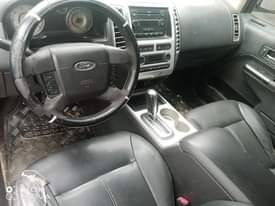 A picture of Ford edge 08