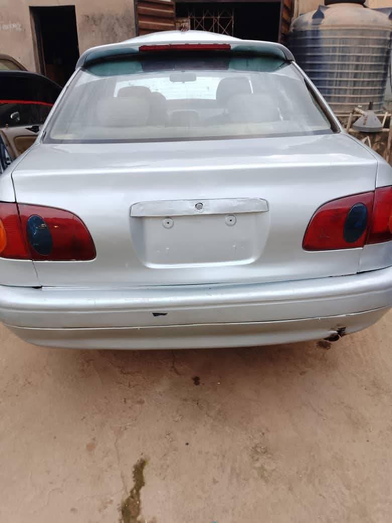 A picture of Toyota corolla 1997